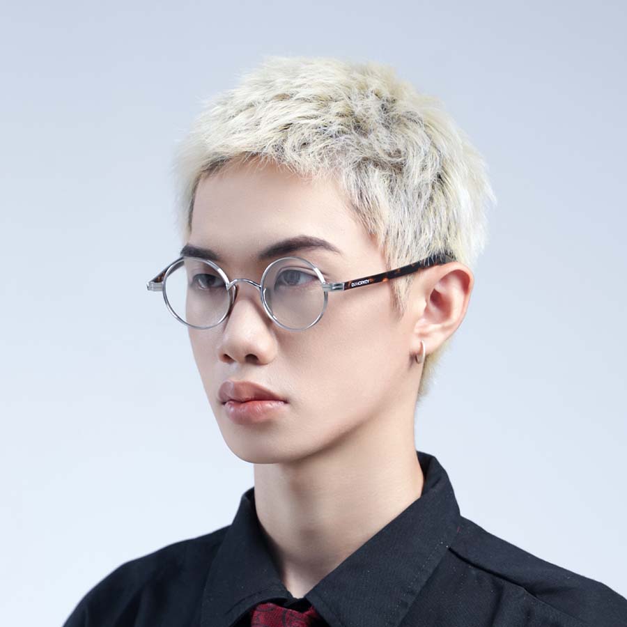 NOVA - ảnh 3